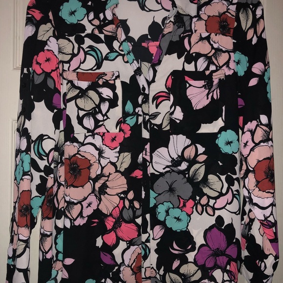 Pretty Blouse Floral - Picture 2 of 3